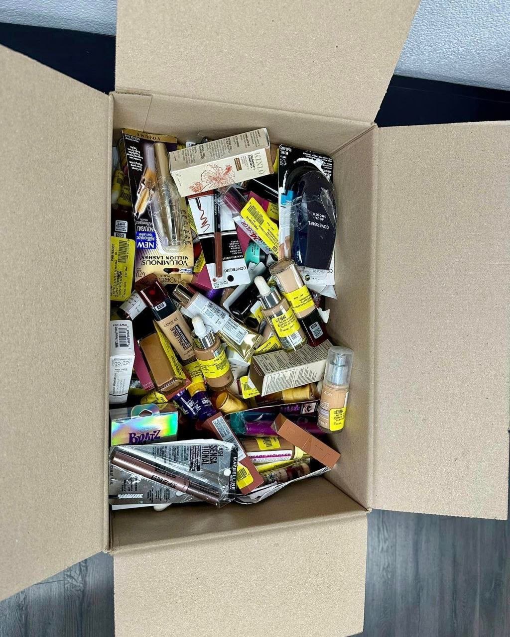 50-Unit Mixed Cosmetics Pallet: Buy This Wholesale Beauty Lot