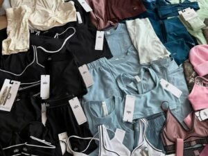 Alo Yoga Clothing Pallet 2