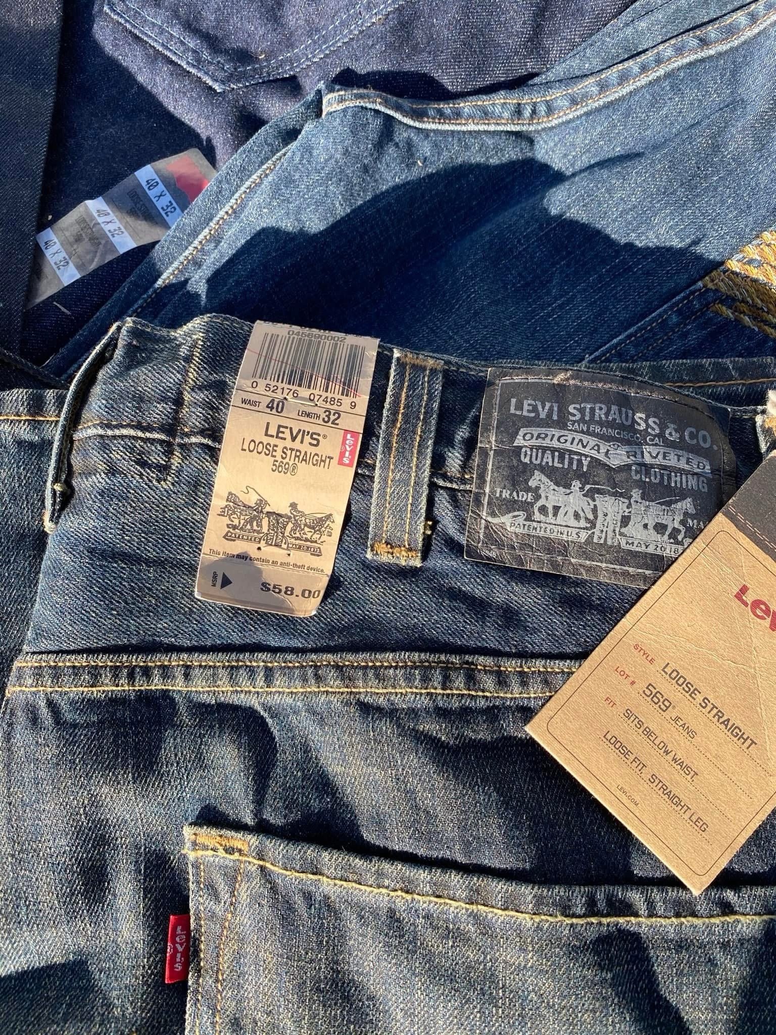 Authentic Levi Jeans Pallet (Men & Women) (500–525 Pieces)