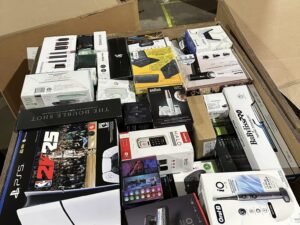 Buy 1 Amazon High-End Electronics Truckload: 26 Premium Tech Pallets