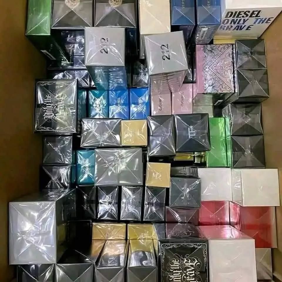 Buy a 200-Unit Mixed Perfume Pallet — Wholesale Fragrance Lot