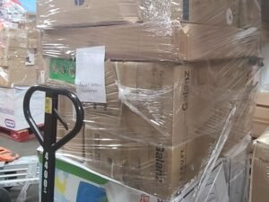 Buy a 572-Piece Mixed Liquidation Lot: Toys, Tech & Baby Gear