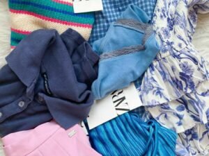 Buy a Zara Clothing Liquidation Pallet - 300 Pieces, Free Shipping