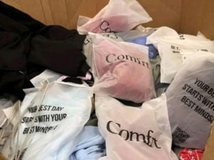 Comfrt Clothing Pallet: 400-Piece Wholesale Apparel Lot for Resale