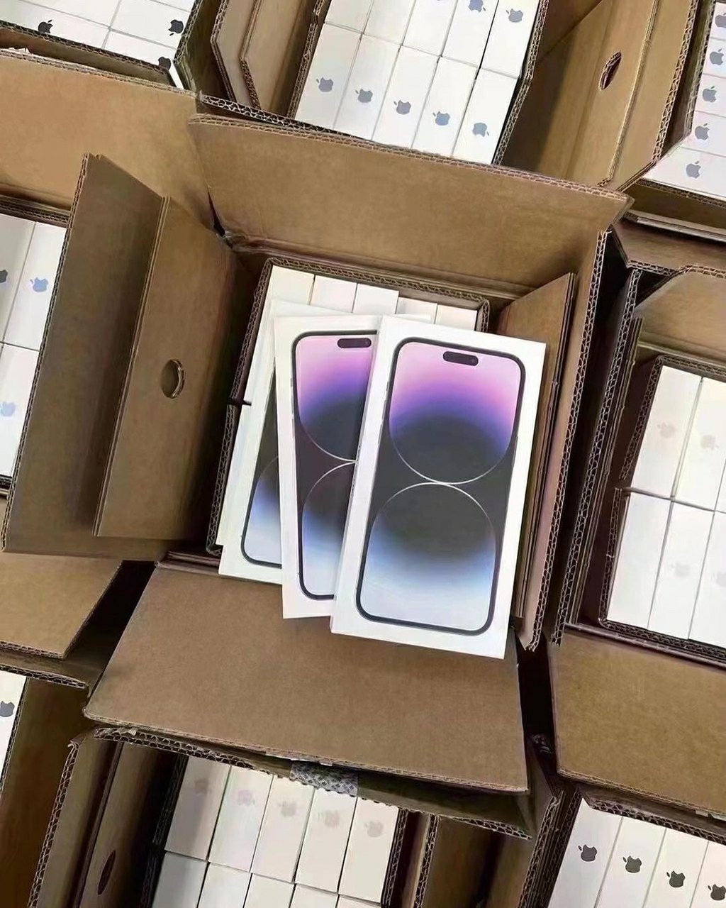 iPhone 14 Pro Max Liquidation Pallet — Wholesale Lot at $2,500