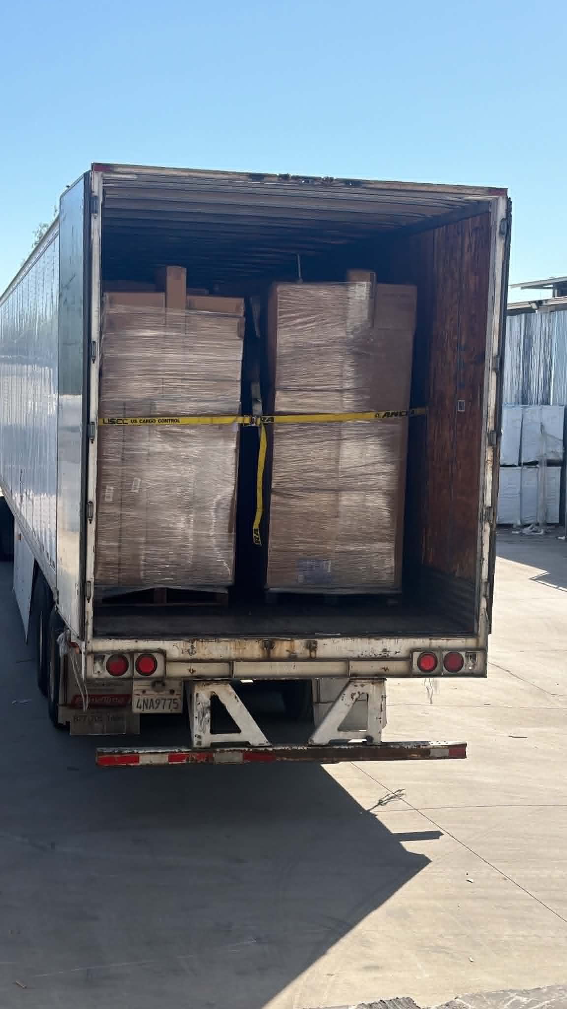 Monibloom Home Goods Truckload — Buy 26 Wholesale Pallets