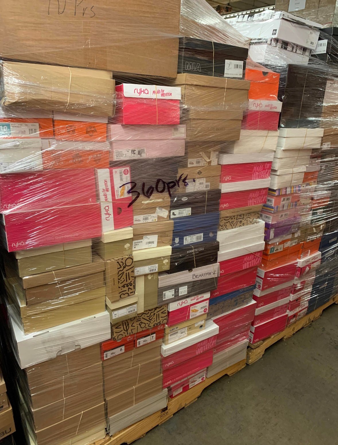 Nordstrom Liquidation Truckload - 24 Pallets of Designer Profit