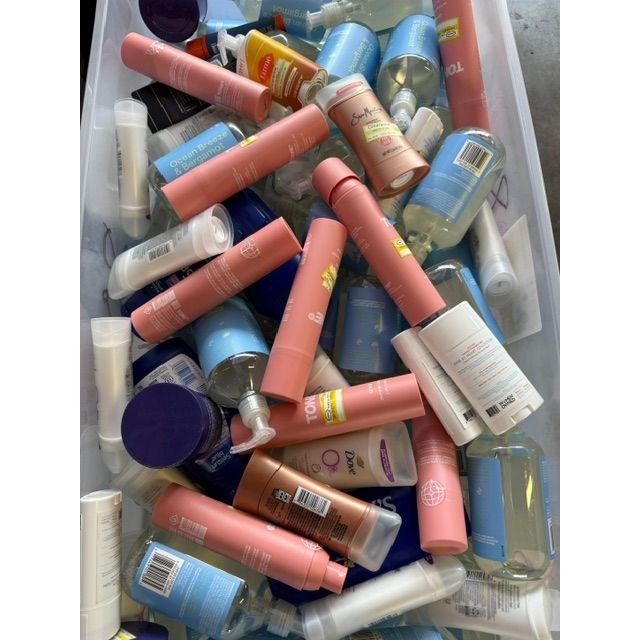 Premium HBA Liquidation Pallet: 400+ Beauty Units, $1,799